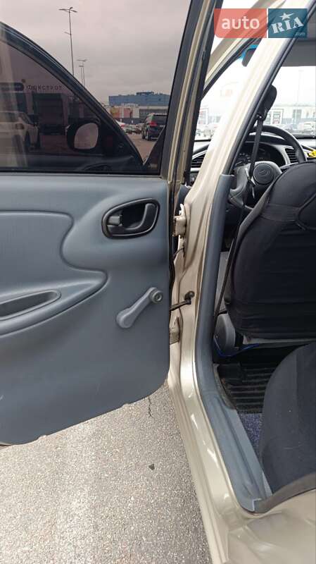 Седан ЗАЗ Sens 2011 в Києві