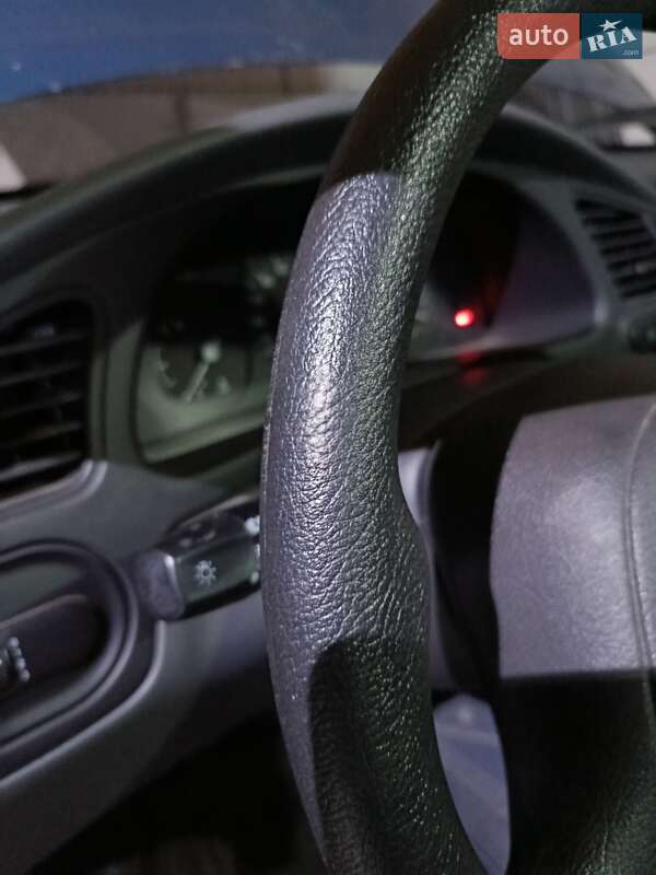 Седан ЗАЗ Sens 2013 в Києві фото 3 Седан ЗАЗ Sens 2013 в Києві