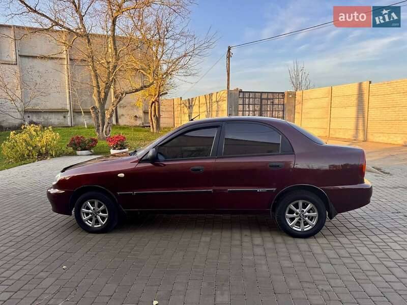 Седан ЗАЗ Sens 2010 в Одессе