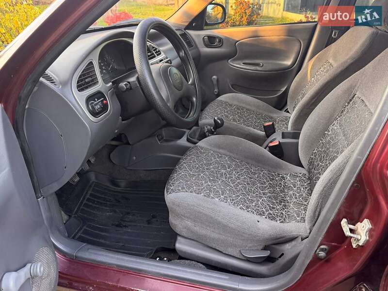 Седан ЗАЗ Sens 2010 в Одессе