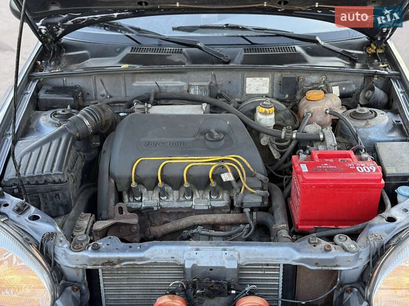 Седан ЗАЗ Sens 2010 в Чернігові