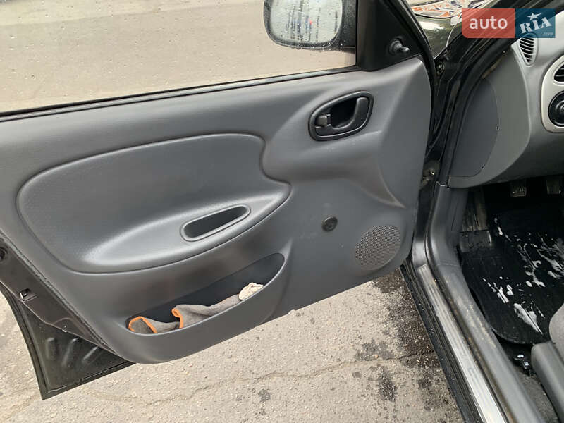 Седан ЗАЗ Sens 2010 в Запорожье