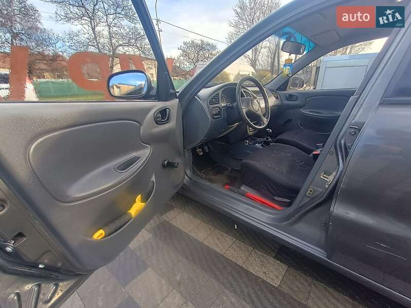 Седан ЗАЗ Sens 2012 в Ужгороді