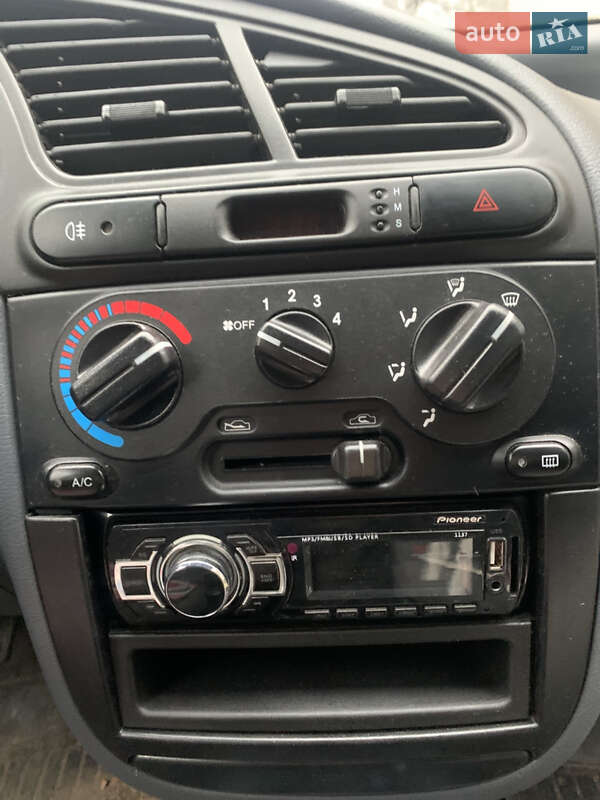 Седан ЗАЗ Sens 2011 в Вольнянске