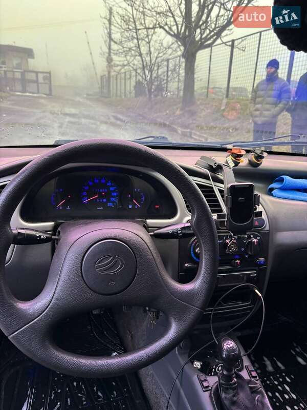 Седан ЗАЗ Sens 2010 в Томаковке