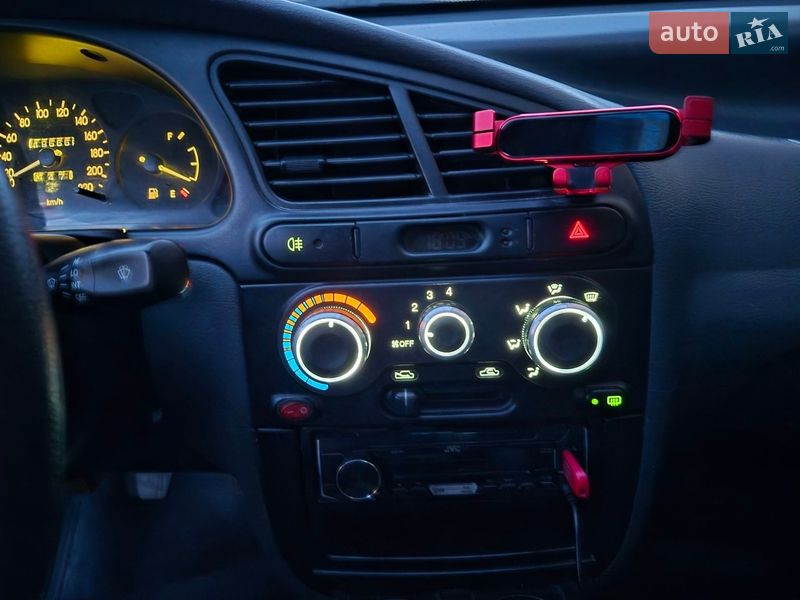 Седан ЗАЗ Sens 2007 в Барышевке