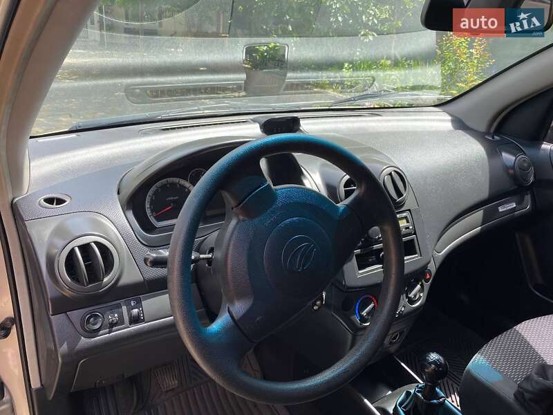 Седан ЗАЗ Vida 2013 в Черновцах