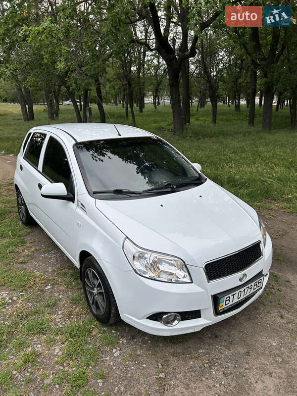 Хетчбек ЗАЗ Vida 2012 в 