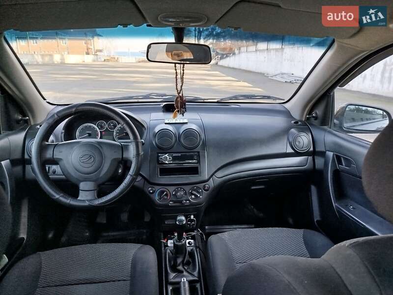 Седан ЗАЗ Vida 2012 в Буче