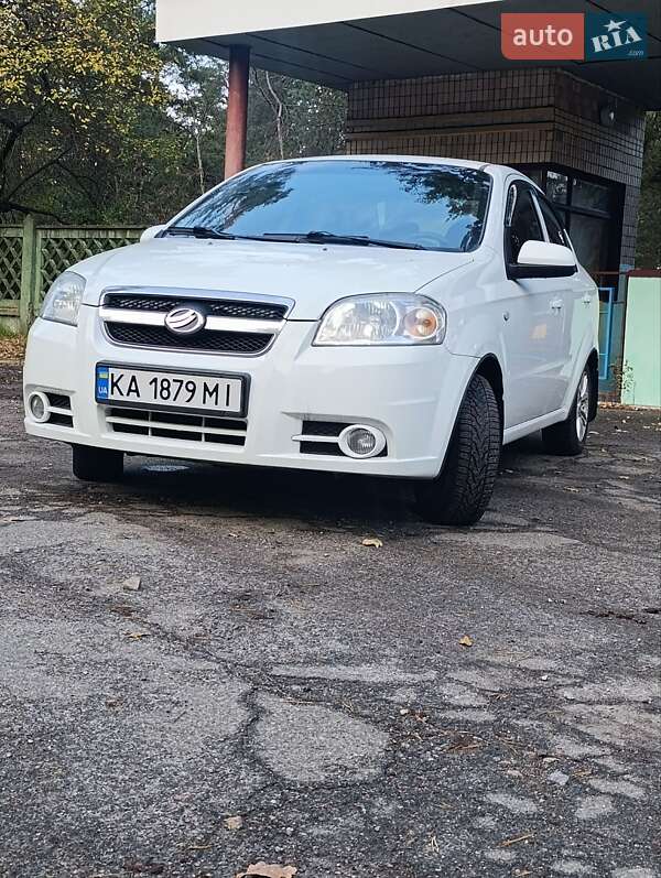 Седан ЗАЗ Vida 2013 в Первомайську