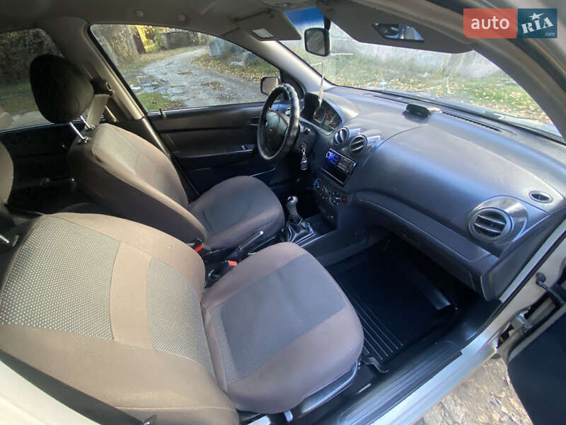 Седан ЗАЗ Vida 2013 в Краснограді