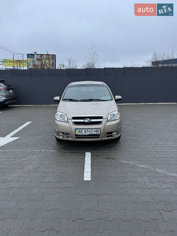 Седан ЗАЗ Vida 2012 в Софіївській Борщагівці