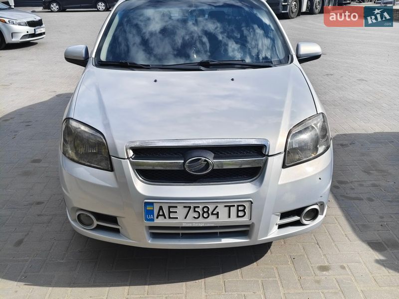 Седан ЗАЗ Vida 2013 в Днепре