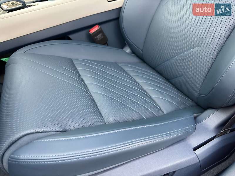 Внедорожник / Кроссовер Zeekr 001 2024 в Ивано-Франковске