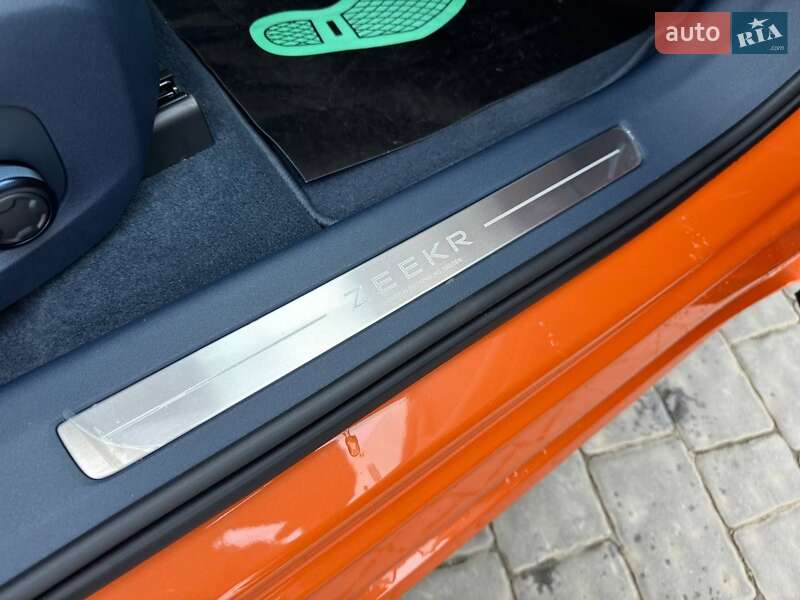 Внедорожник / Кроссовер Zeekr 001 2024 в Ивано-Франковске
