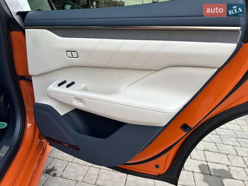 Внедорожник / Кроссовер Zeekr 001 2024 в Ивано-Франковске