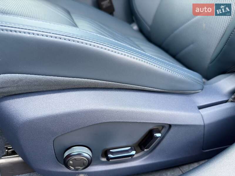 Внедорожник / Кроссовер Zeekr 001 2024 в Ивано-Франковске