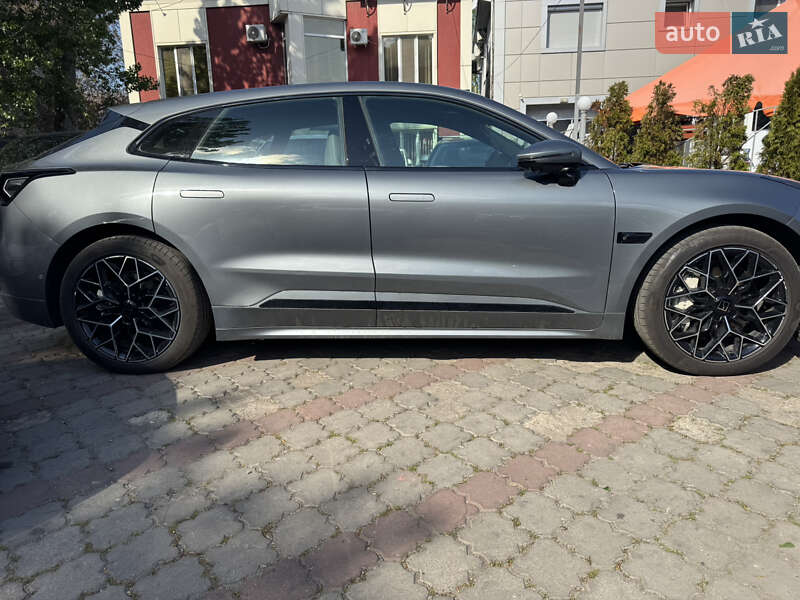 Позашляховик / Кросовер Zeekr 001 2024 в Одесі
