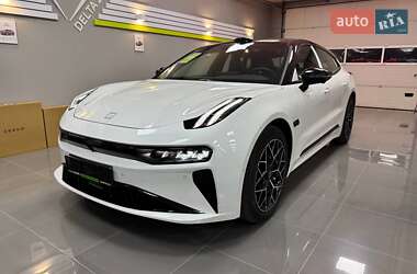 Внедорожник / Кроссовер Zeekr 001 2025 в Киеве