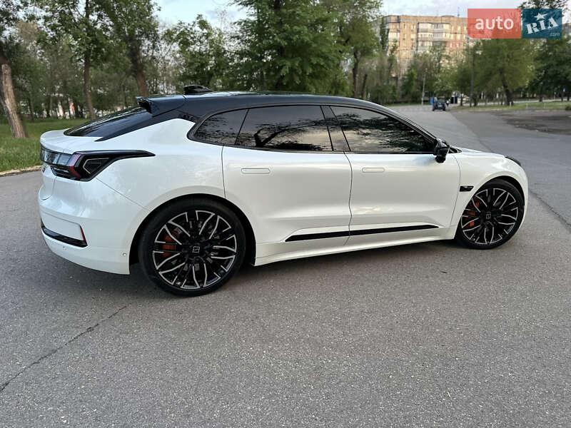 Внедорожник / Кроссовер Zeekr 001 2023 в Киеве