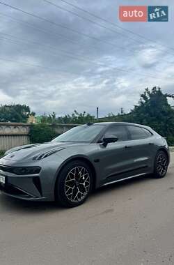 Позашляховик / Кросовер Zeekr 001 2024 в Києві