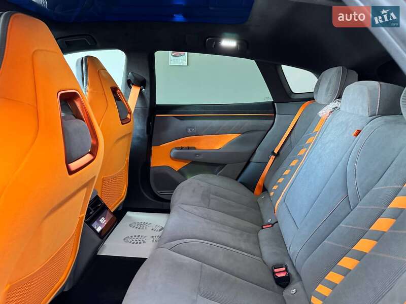 Позашляховик / Кросовер Zeekr 001 2025 в Києві