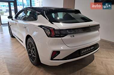 Внедорожник / Кроссовер Zeekr 001 2025 в 