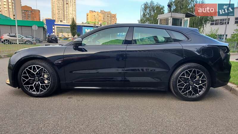 Внедорожник / Кроссовер Zeekr 001 2024 в Киеве