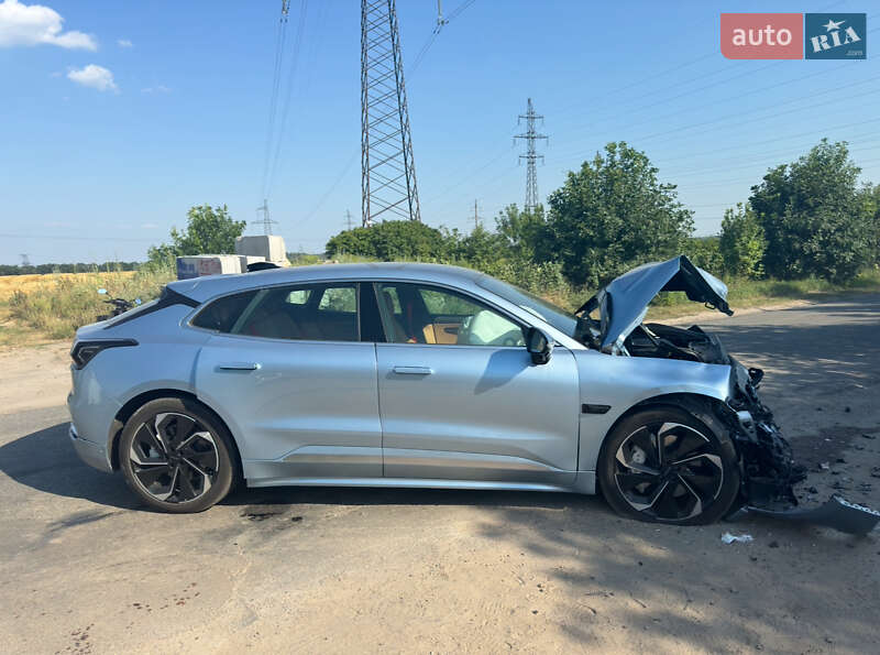 Внедорожник / Кроссовер Zeekr 001 2023 в Киеве