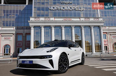 Внедорожник / Кроссовер Zeekr 001 2024 в 