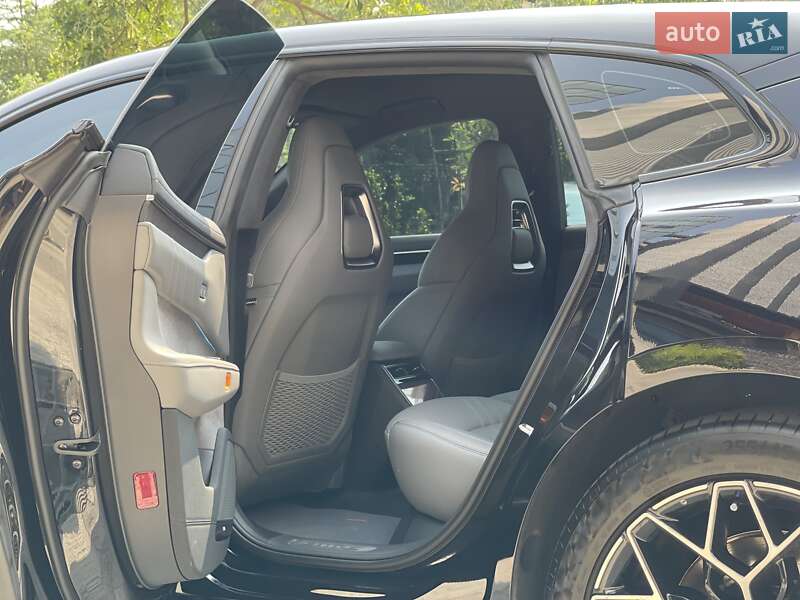 Внедорожник / Кроссовер Zeekr 001 2024 в Одессе