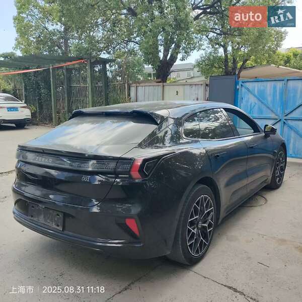 Позашляховик / Кросовер Zeekr 001 2024 в Києві