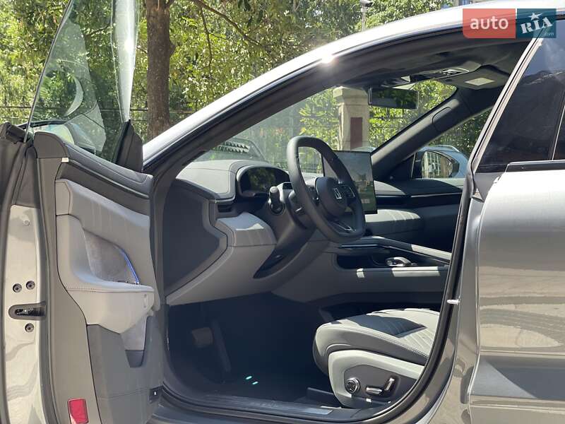 Внедорожник / Кроссовер Zeekr 001 2025 в Одессе