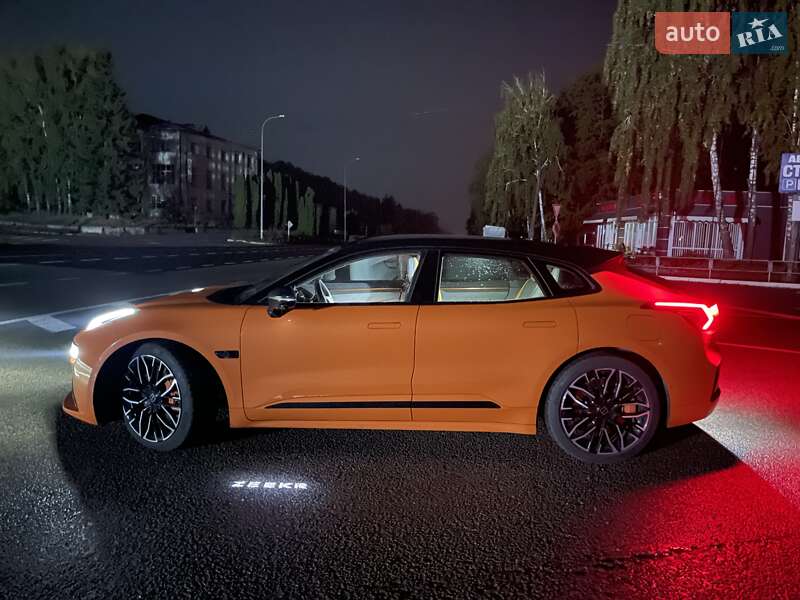 Позашляховик / Кросовер Zeekr 001 2024 в Кролевці