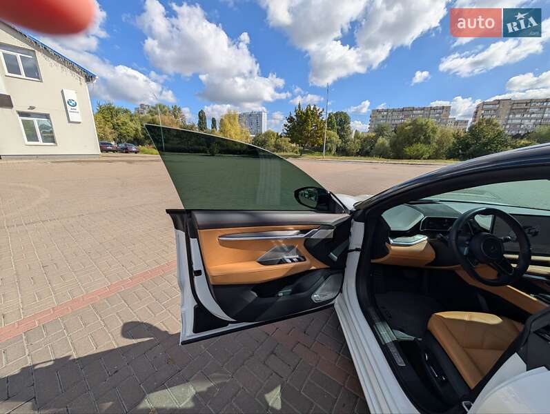 Внедорожник / Кроссовер Zeekr 001 2024 в Киеве