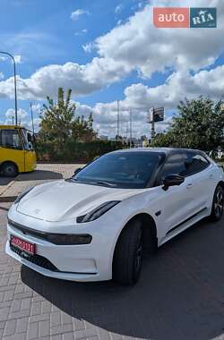Внедорожник / Кроссовер Zeekr 001 2024 в 