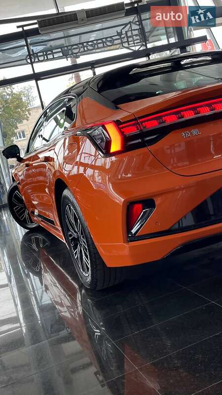 Позашляховик / Кросовер Zeekr 001 2024 в Дніпрі