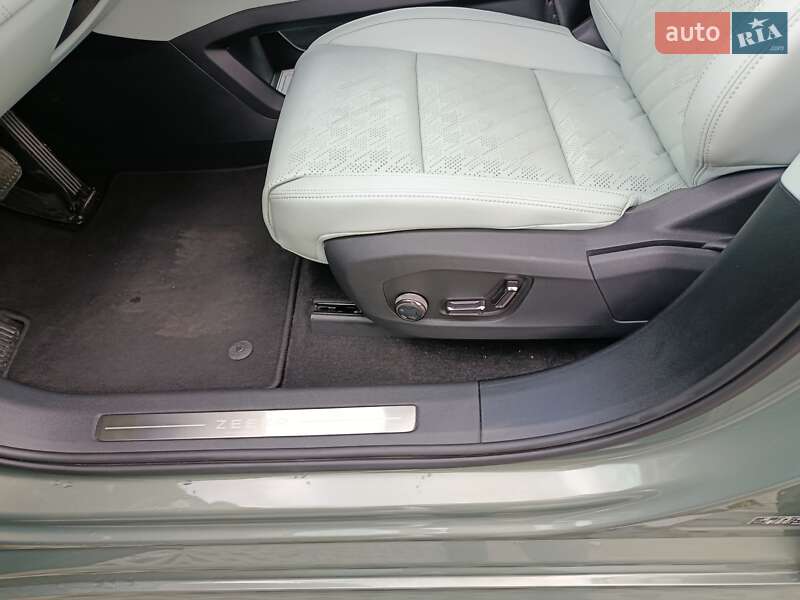 Позашляховик / Кросовер Zeekr 001 2024 в Хмельницькому фото 20 Позашляховик / Кросовер Zeekr 001 2024 в Хмельницькому