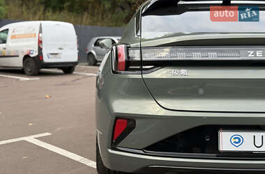 Позашляховик / Кросовер Zeekr 001 2024 в  фото 8 Позашляховик / Кросовер Zeekr 001 2024 в