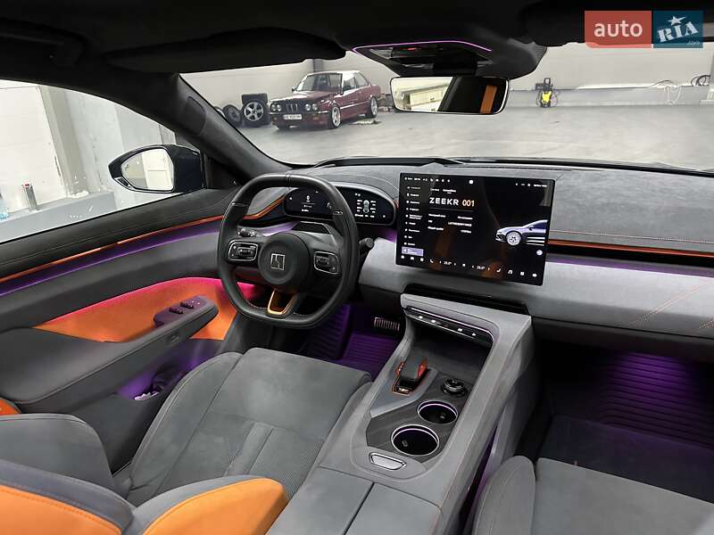 Позашляховик / Кросовер Zeekr 001 2024 в Дніпрі