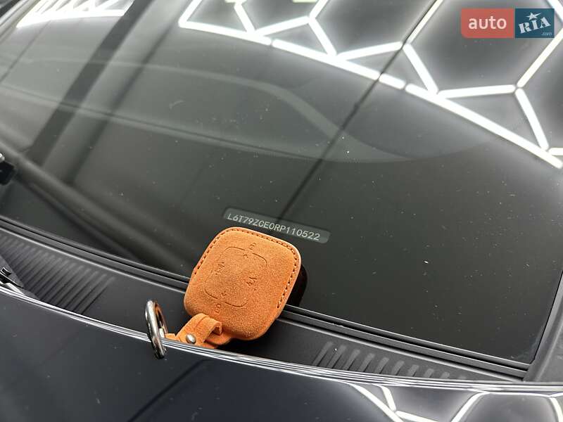 Позашляховик / Кросовер Zeekr 001 2024 в Дніпрі