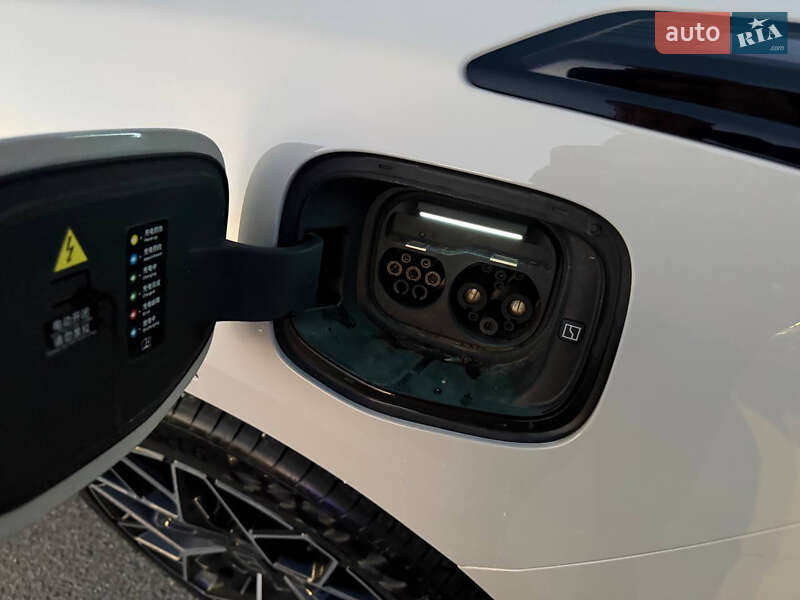 Позашляховик / Кросовер Zeekr 001 2024 в Львові фото 18 Позашляховик / Кросовер Zeekr 001 2024 в Львові