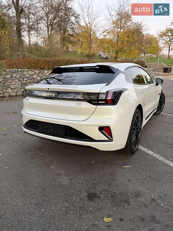 Позашляховик / Кросовер Zeekr 001 2025 в Кропивницькому фото 23 Позашляховик / Кросовер Zeekr 001 2025 в Кропивницькому