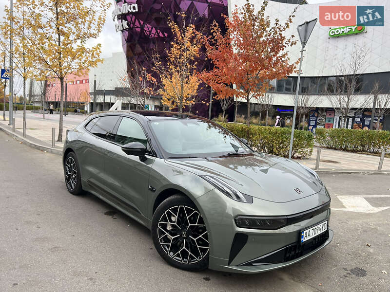 Позашляховик / Кросовер Zeekr 001 2024 в Києві