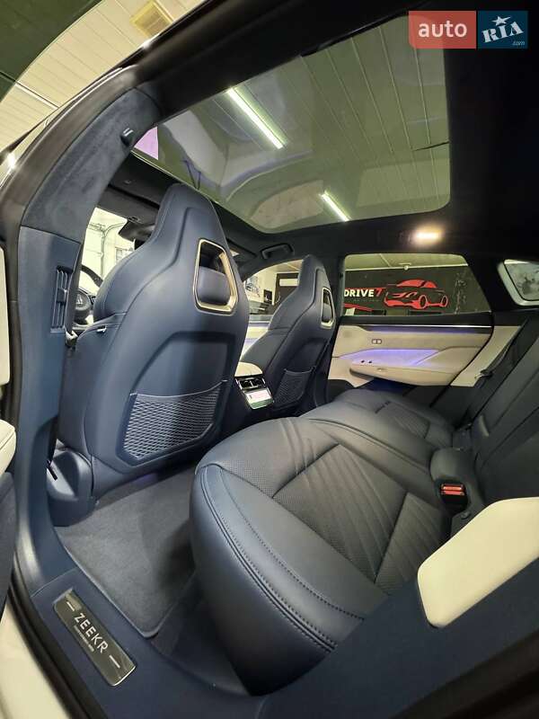 Внедорожник / Кроссовер Zeekr 001 2025 в Одессе