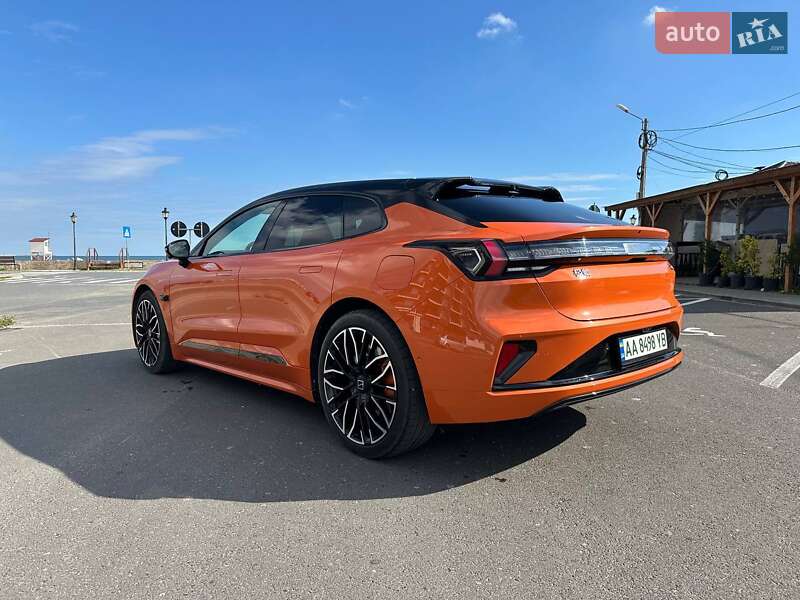 Внедорожник / Кроссовер Zeekr 001 2024 в Николаеве