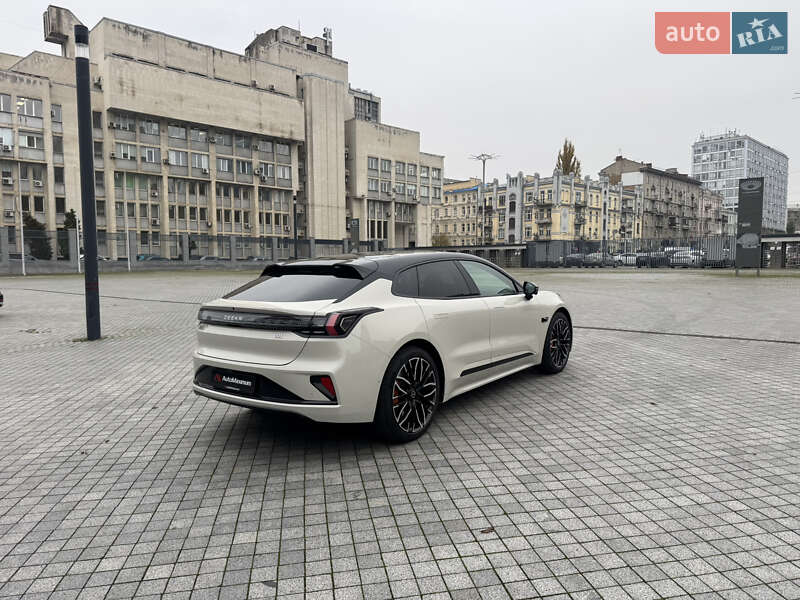 Позашляховик / Кросовер Zeekr 001 2025 в Києві