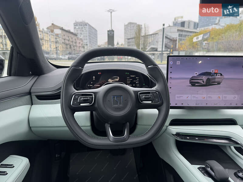 Позашляховик / Кросовер Zeekr 001 2025 в Києві