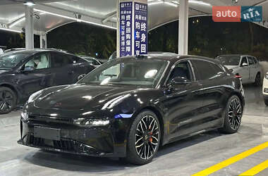 Позашляховик / Кросовер Zeekr 001 2025 в Києві