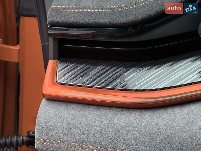 Внедорожник / Кроссовер Zeekr 001 2023 в Черновцах